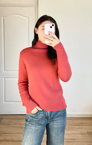 Pull thermique col roulé framboise